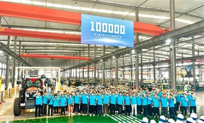 Milestone! 100,000èm traktè nan endistri lou Sadin te woule nan asanble a